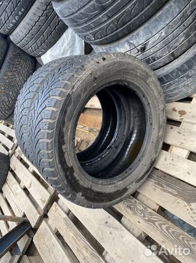 Nokian Tyres Nordman 4 215/60 R16