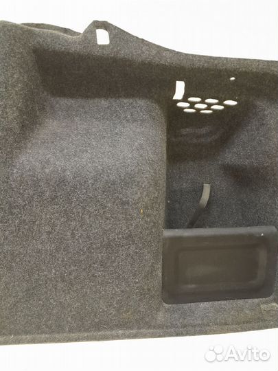 Обшивка багажника Skoda Rapid 2012-2020