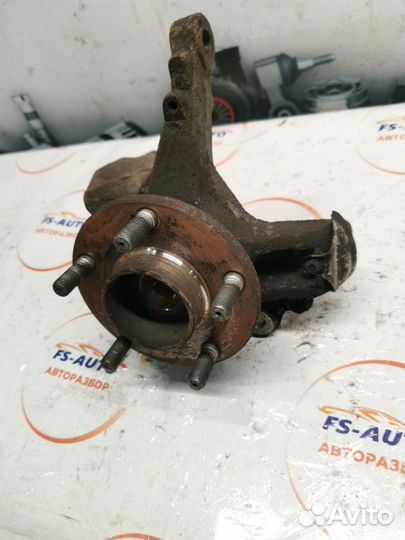 Кулак поворотный передний левый Ford Focus 2