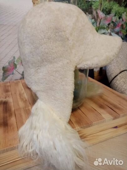 Цигейковая шапка с козырьком