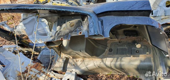 Заднее правое крыло Шевроле авео т 250 седан