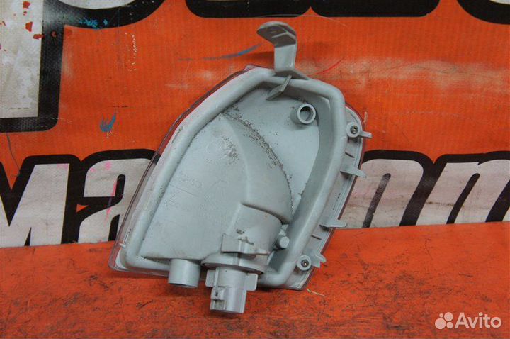 Габарит передний правый Toyota Starlet EP91 1998