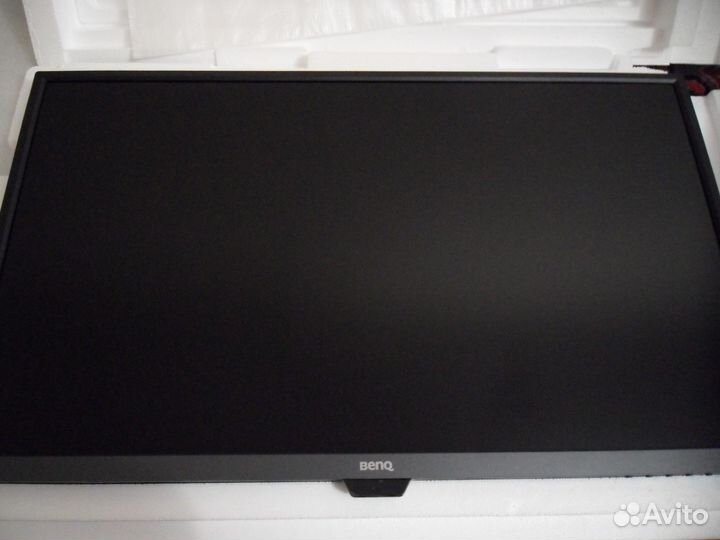 Benq EW3270U