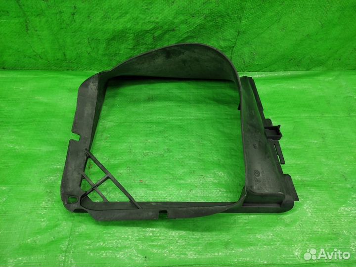 Воздуховод интеркулера правый 7L0117340 VAG