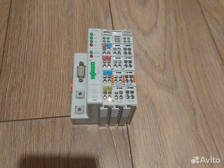 Каплер Wago 750-316