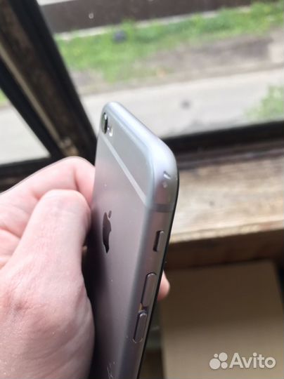 iPhone 6S, 16 ГБ
