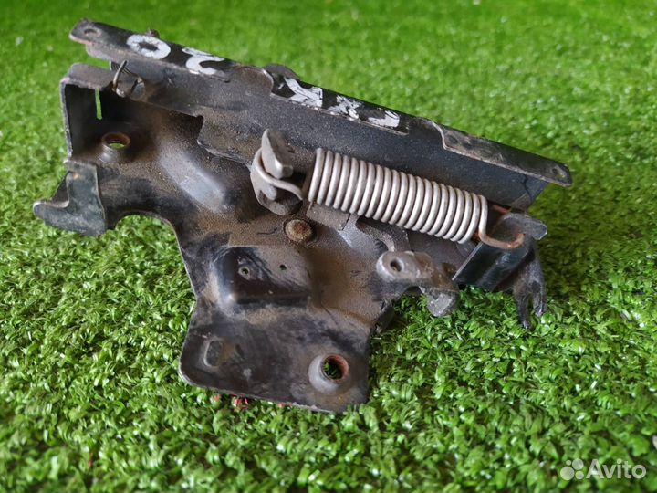 Замок капота Toyota Estima CXR20-0133322