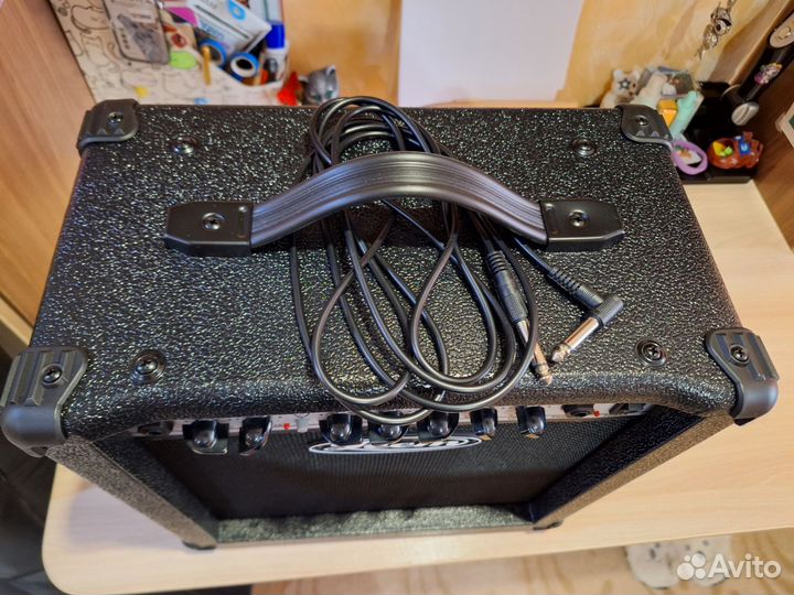 Комбоусилитель leem 25Вт