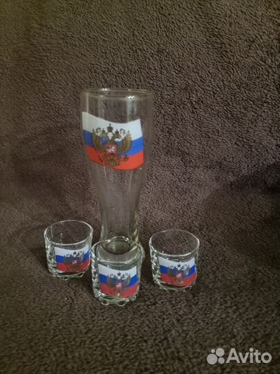 Пивной бокал, рюмки с символикой РФ