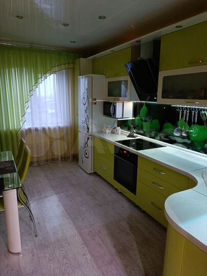 3-к. квартира, 78 м², 3/9 эт.