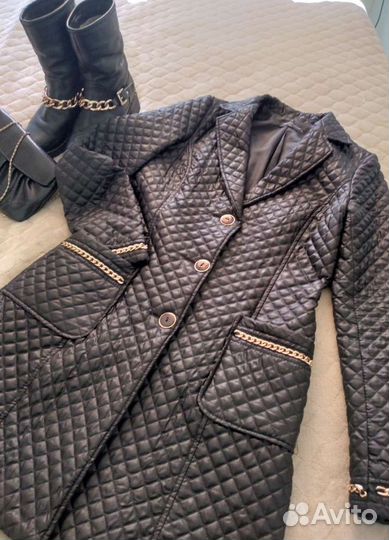 Пальто Италия в стиле Шанель