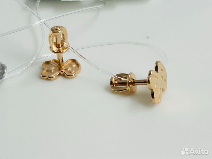 Золотые серьги