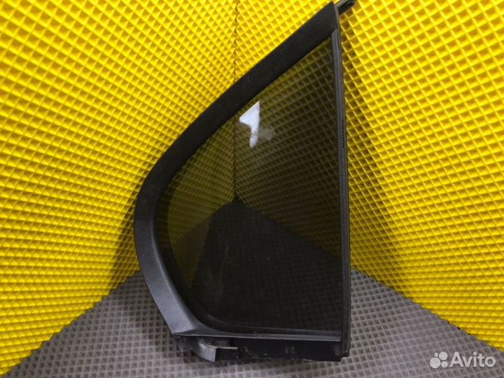 Стекло заднее левое Nissan Primera P11(144) CD20