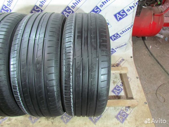 Yokohama BluEarth AE50 235/55 R18 96R