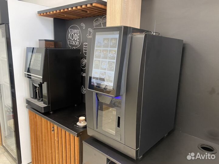 Кофемашина для кафе Jetinno