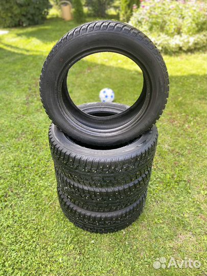 Kumho I'Zen KW22 215/55 R17 98T