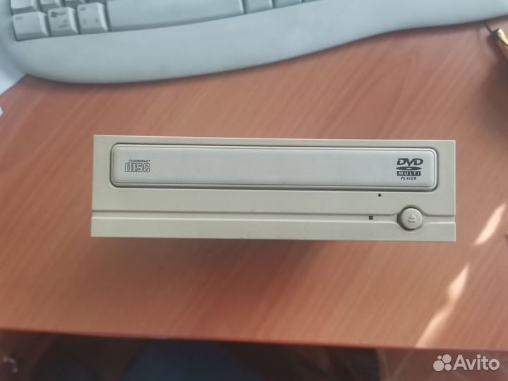 Dvd привод, SATA, рабочий