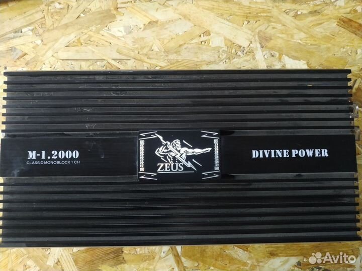 Автомобильный усилитель Zeus 1.2000