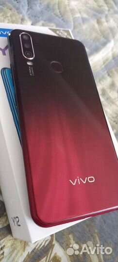Телефон vivo Y12