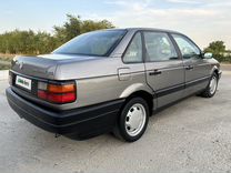 Volkswagen Passat 1.8 MT, 1992, 355 000 км, с пробегом, цена 449 000 руб.