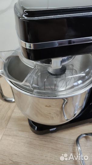 Миксер планетарный