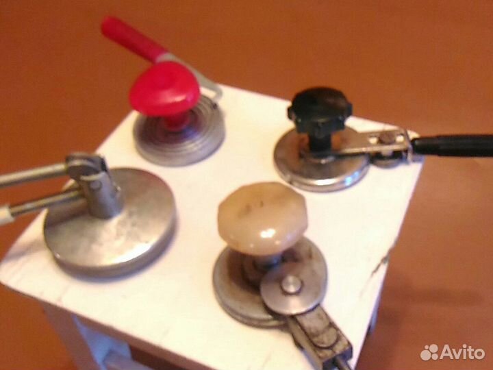 Закаточная машинка