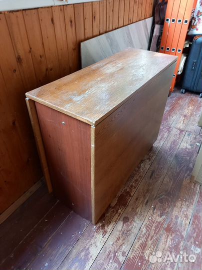 Стол-книжка