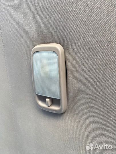 Плафон освещения салона Toyota Carina 170