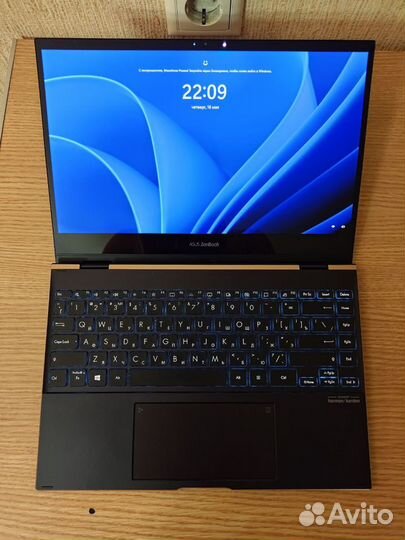 Ультрабук asus zenbook Flip S UX371E