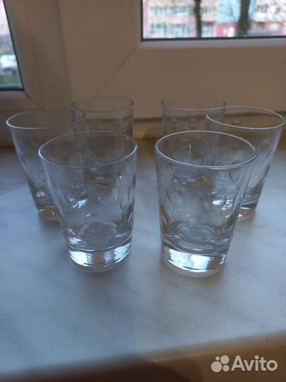 Бокалы,рюмки,стопки