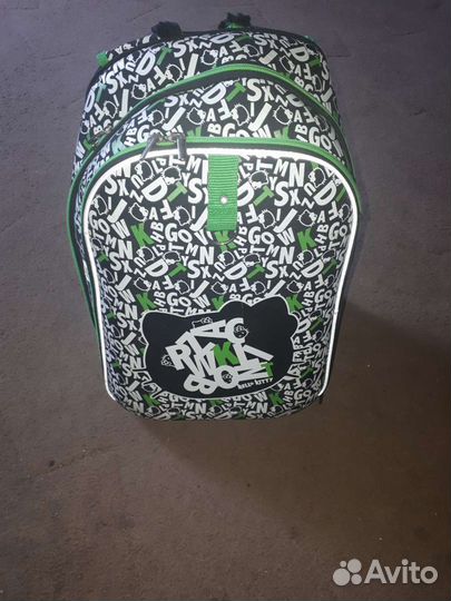 Рюкзак школьный