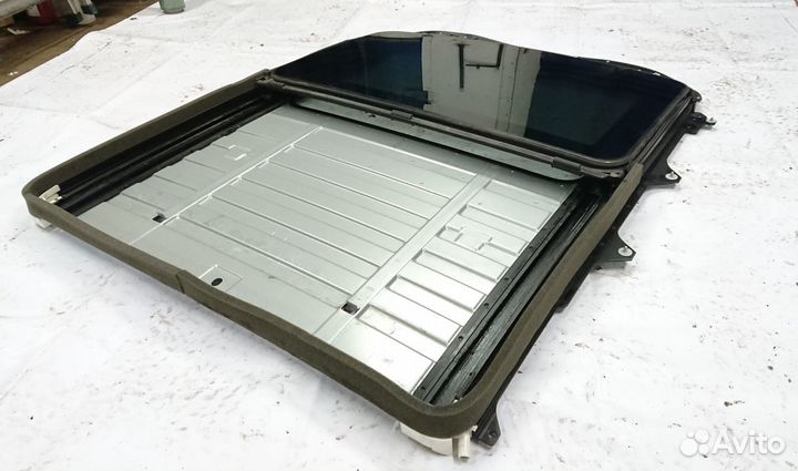 Люк в сборе Mercedes w221 2011 год