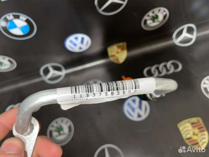 Патрубок системы охлаждения BMW N55B30 11537583903