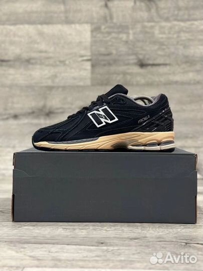 Кроссовки New balance 1906R натуральная замша