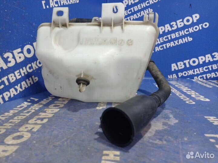 Бачок омывателя Bmw E39 седан M52B20 2000