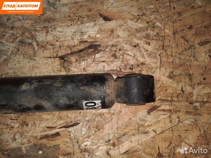 Стойка амортизатора задняя Volkswagen Golf 6 2011