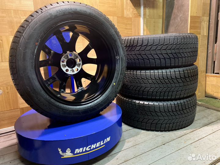 Колеса r19 на Land Rover оригинал зима новые шины