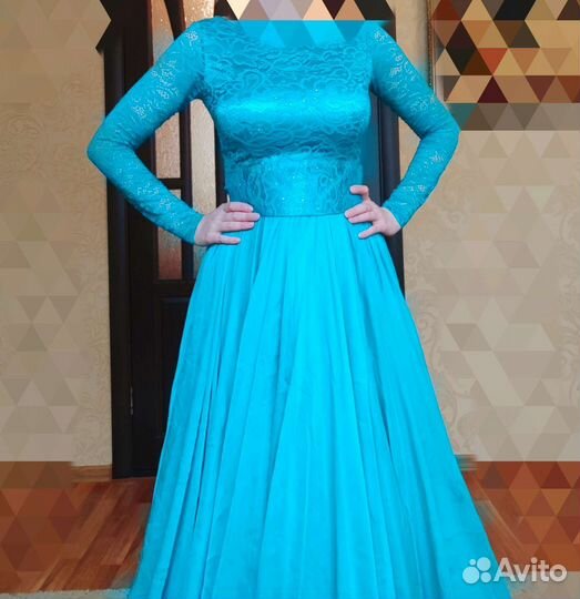 Платье вечернее