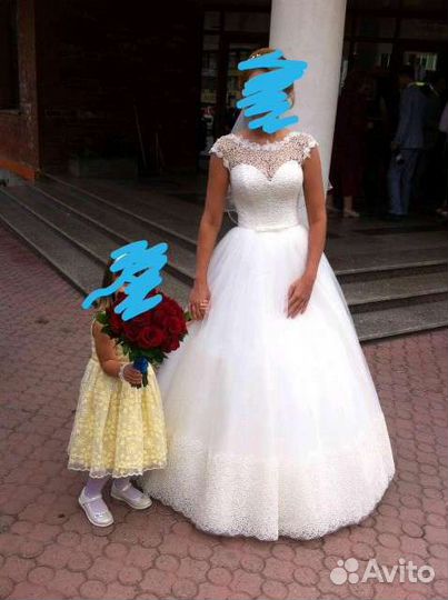 Платье свадебные размер 42-46