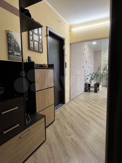 2-к. квартира, 56,2 м², 6/10 эт.