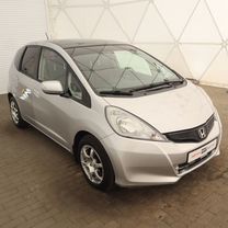 Honda Jazz 1.3 CVT, 2011, 154 178 км, с пробегом, цена 985 000 руб.