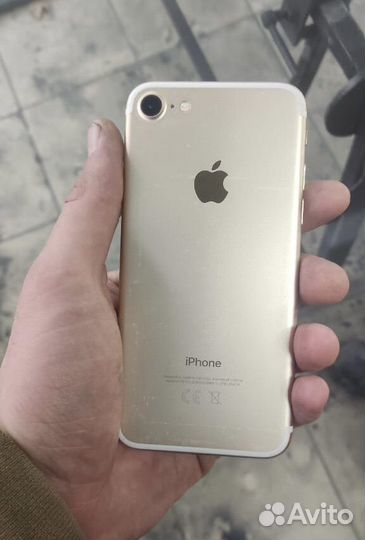 iPhone 7, 32 ГБ