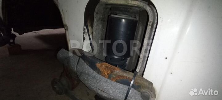 Амортизатор кабины задний Scania P 5 2011 1731199