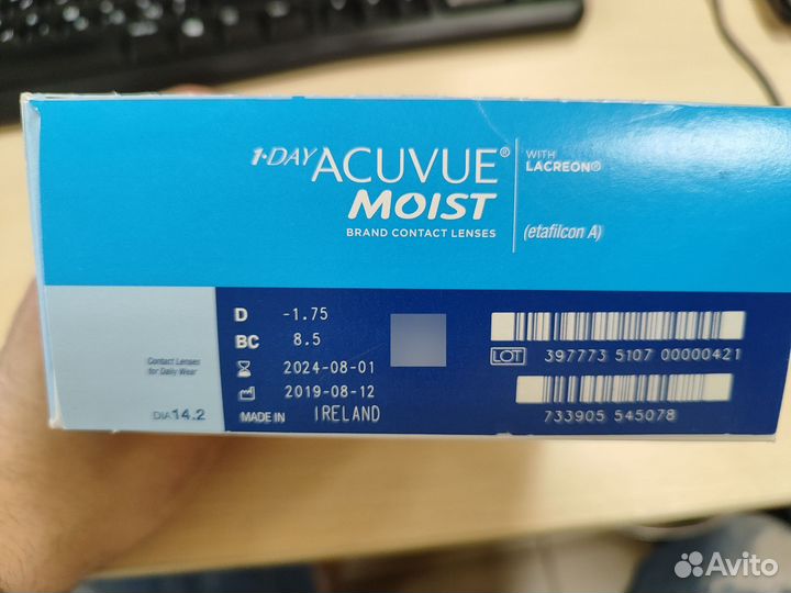 Линзы Acuvue Moist 180 -1,75