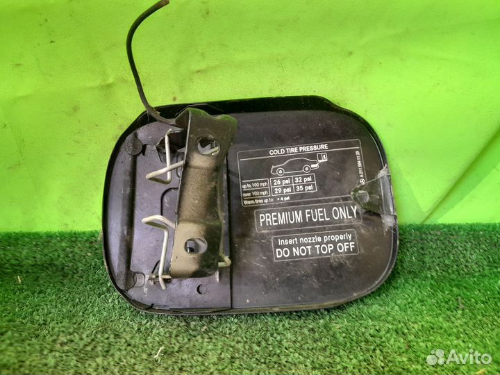 Лючок бензобака Mercedes-Benz W211