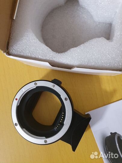 Переходник для беззеркалок Canon EF - Canon Eos R