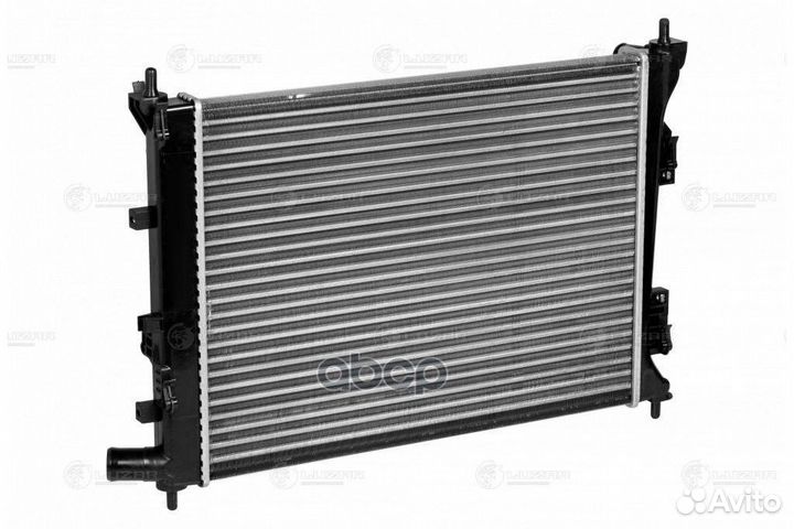 Радиатор двигателя Hyundai Solaris (10) LRC08L