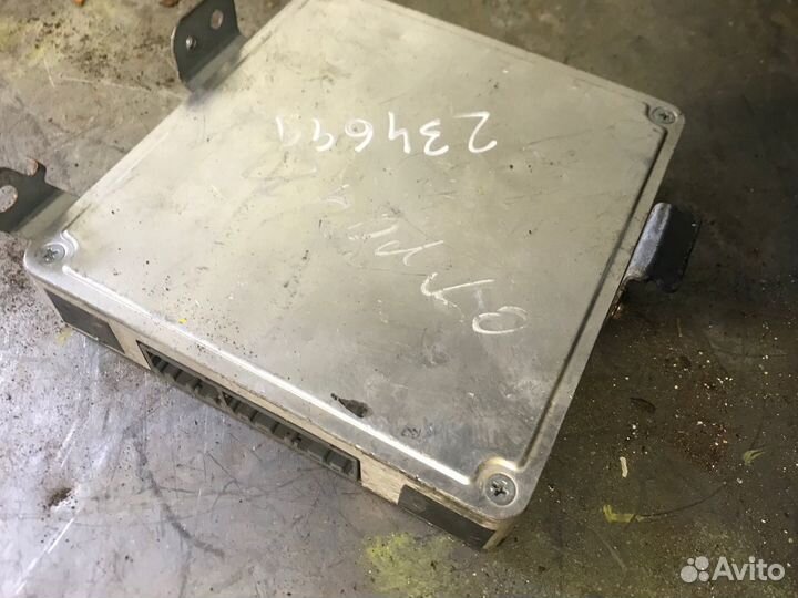 Эбу контроллер мозги Toyota Corolla 4E-FE 1.3