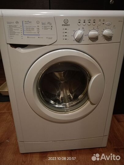 Стиральная машина indesit