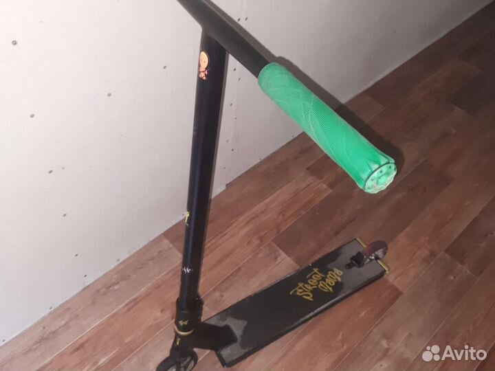 Трюковой самокат tech team street mama